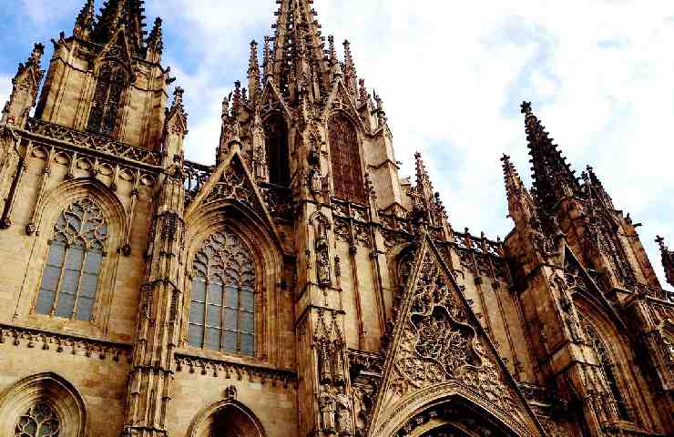 facciata esterna Cattedrale di Barcellona