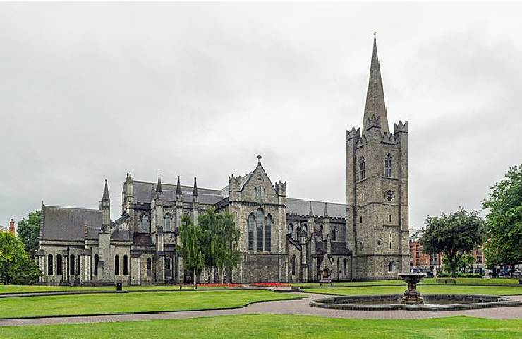 Esterno della Cattedrale di San Patrizio a Dublino