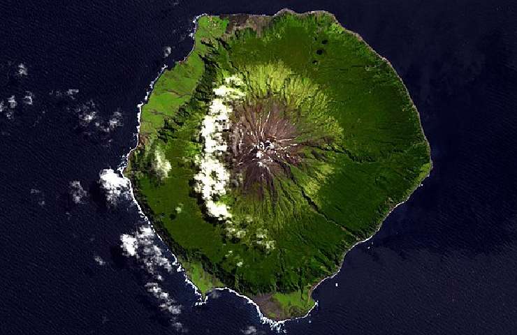 L'isola di Tristan da Cunha visione aerea