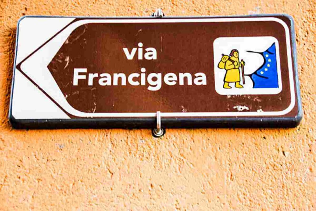 Cartello che indica la Via Francigena