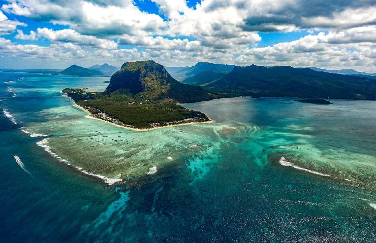 la fantomatica "cascata" all'isola di Mauritius