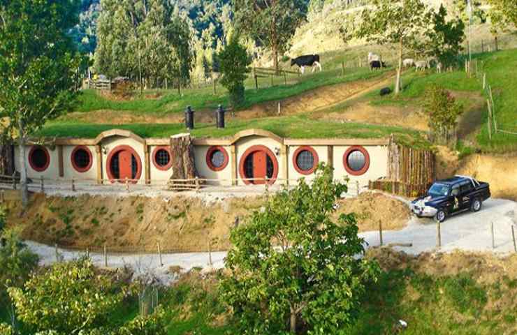 Hobbit Motel