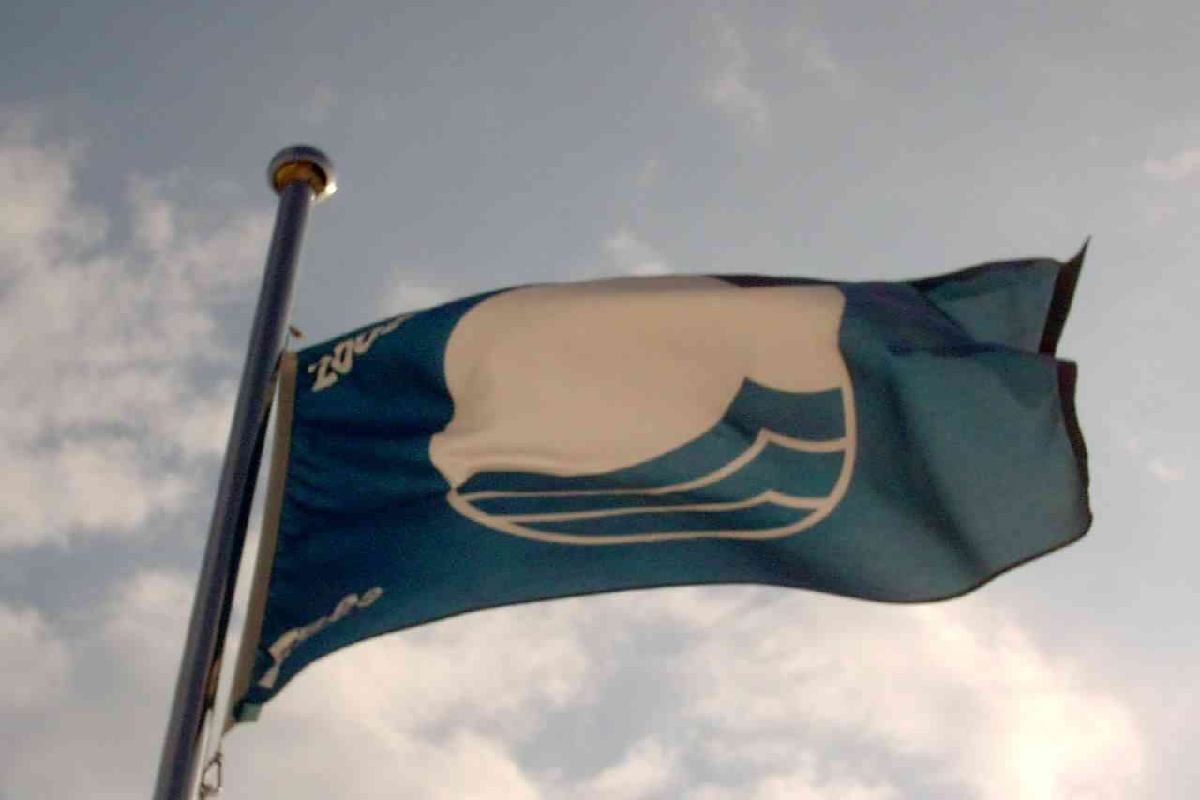 Una bandiera blu