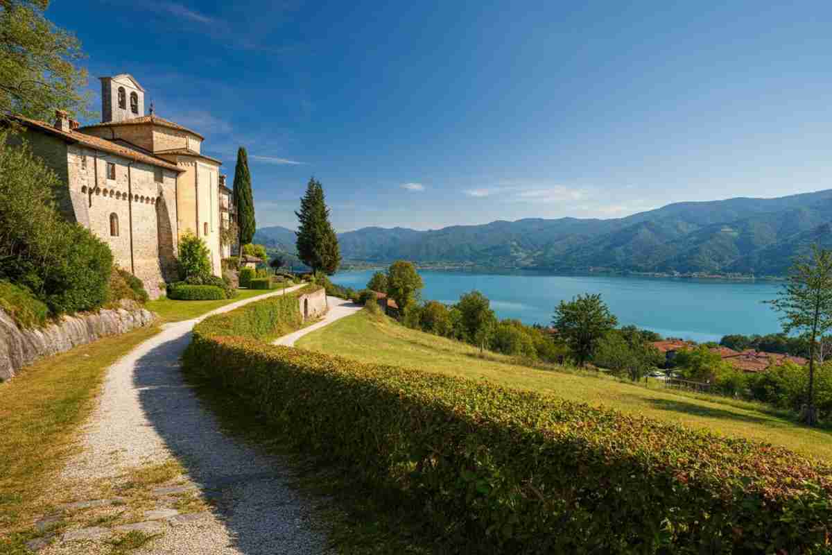 Scopri il fascino di dormire in eremi e palazzi storici a Oltrebrescia