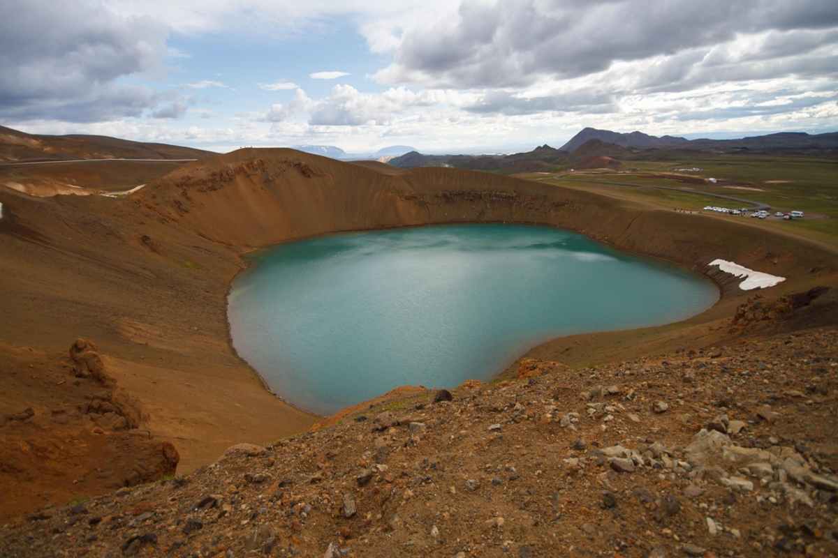 Lago vulcano indonesia.