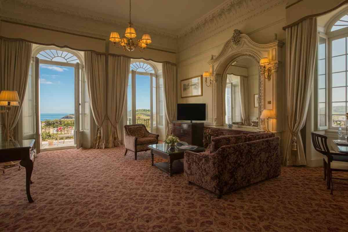 I migliori hotel del 2025: scopri la classifica dei più affascinanti