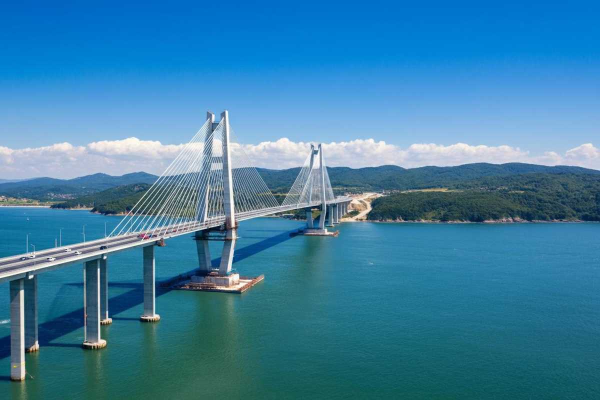 Ponte sullo Stretto: Salvini promette cantieri a ottobre, ma il via libera è ancora lontano