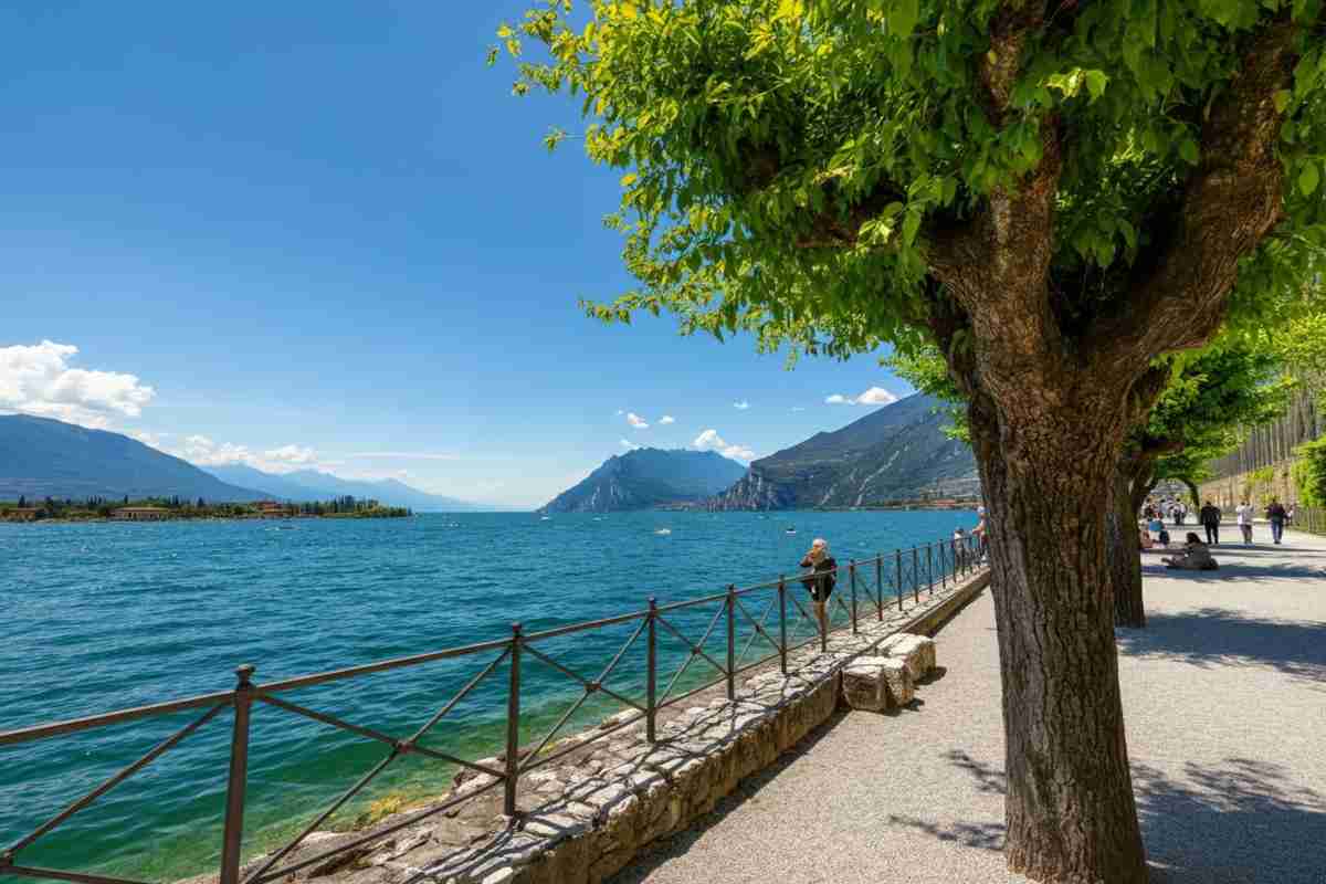 Il lago che rivendica diritti umani: una prima in Italia