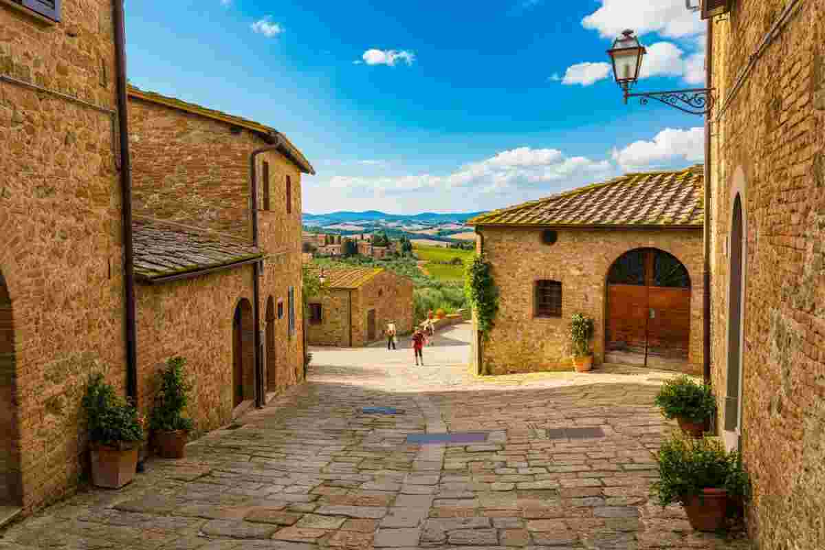 Scopri il borgo incantevole che attira italiani e stranieri in cerca di nuova vita