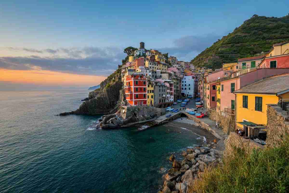 Discover the enchanting beauty of Italy's Cinque Terre