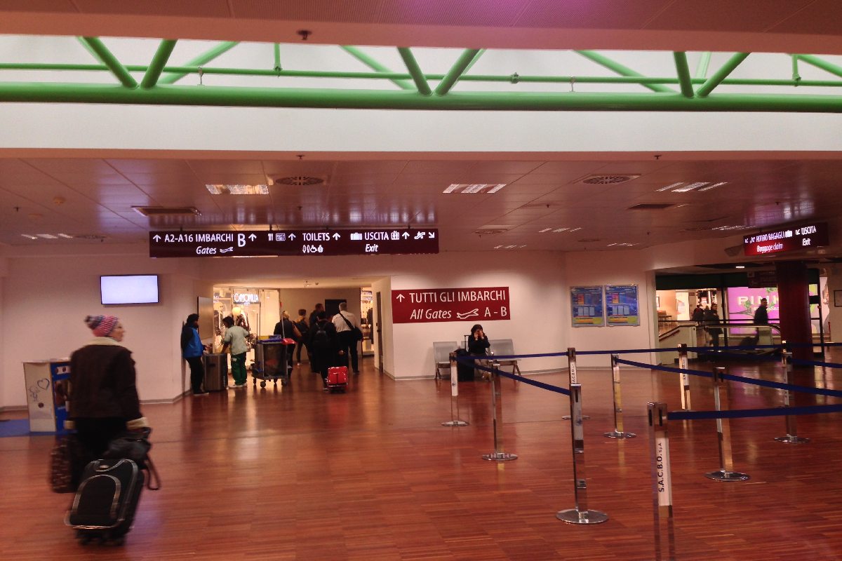 L'interno dell'aeroporto di Orio al Serio