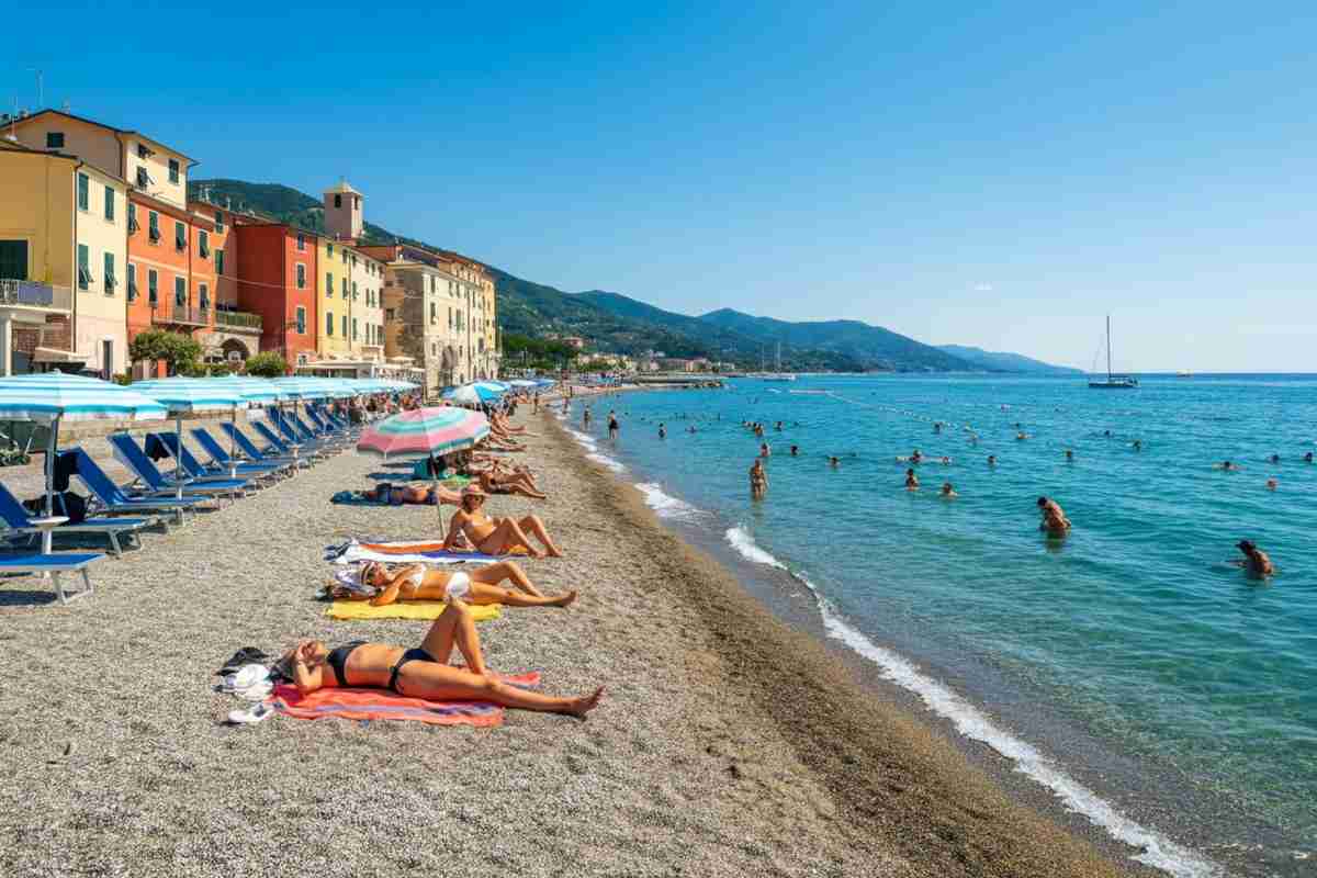 Riviera romagnola: un'estate di stranieri e il calo degli italiani