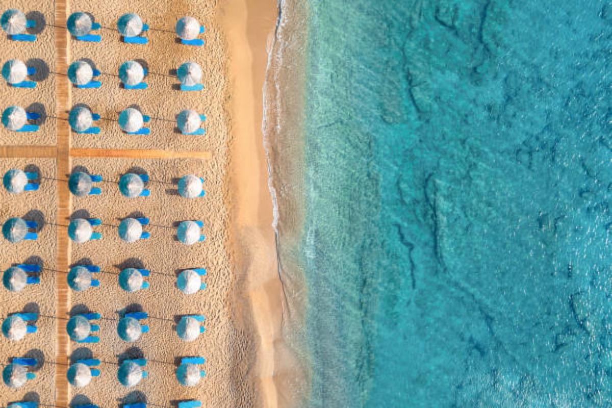 Rivoluzione per le spiagge in Grecia